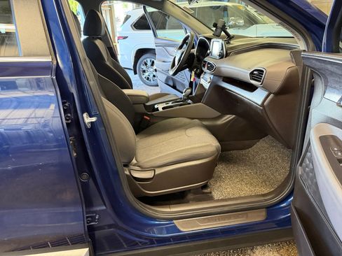 Used 2019 Hyundai Santa Fe SE AWD/4WD image 32