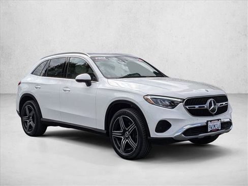 Certified 2026 Mercedes-Benz GLC 300 image 7