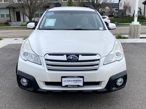 Used 2014 Subaru Outback 2.5i Premium image 9