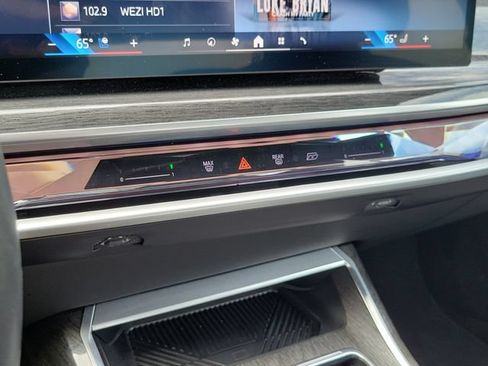 Used 2025 BMW 740i RWD image 29