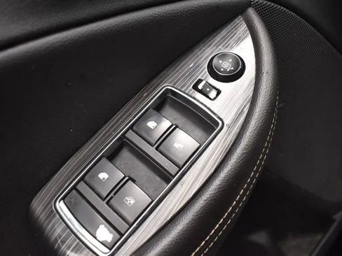 Used 2017 Chevrolet Impala LT image 20