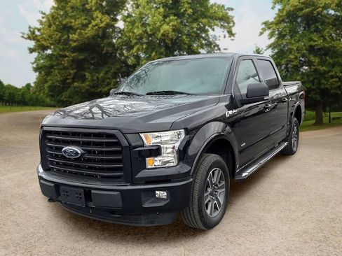 Used 2016 Ford F150 XLT w/ Equipment Group 302A Luxury image 4