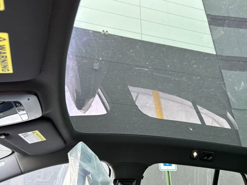 New 2026 Volvo EX30 Plus w/ Climate Package image 21