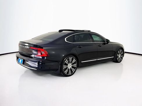 Used 2023 Volvo S90 B6 Plus w/ Protection Package Premier AWD/4WD image 8