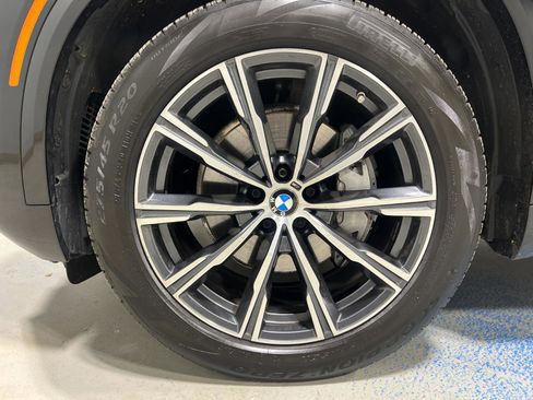 Certified 2024 BMW X5 xDrive40i w/ M Sport Package image 26