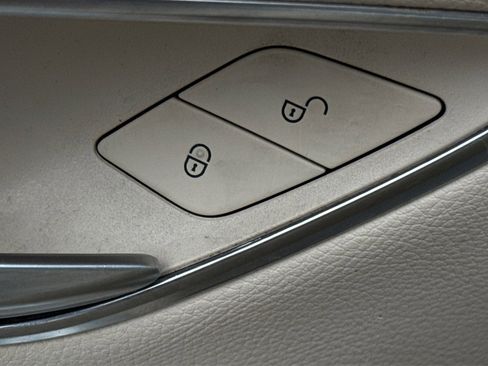 Used 2018 Mercedes-Benz E 300 image 45