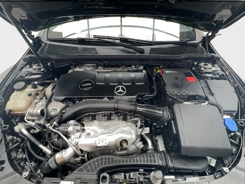 Used 2022 Mercedes-Benz CLA 250 image 12