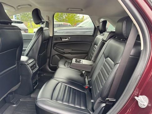 Used 2024 Ford Edge SEL w/ Convenience Package AWD/4WD image 9