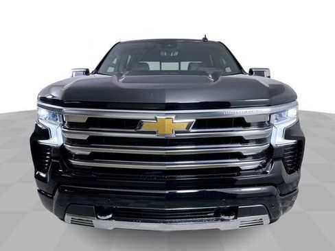 New 2026 Chevrolet Silverado 1500 High Country AWD/4WD image 3