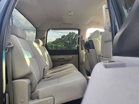 Used 2008 Chevrolet Silverado 2500 LT w/ 1LT Convenience Package image 19