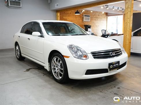 Used 2006 INFINITI G35 Sedan w/ (P01) Premium Pkg A RWD image 3