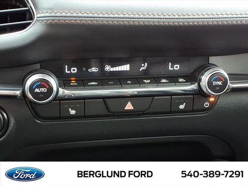 Used 2025 MAZDA MAZDA3 s FWD image 27