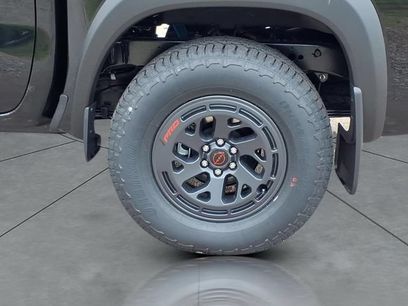 New 2026 Nissan Frontier PRO-4X w/ Pro-4x Convenience Package