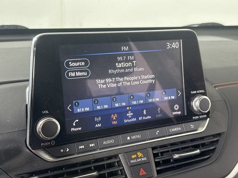Used 2022 Nissan Altima 2.5 SR FWD image 27
