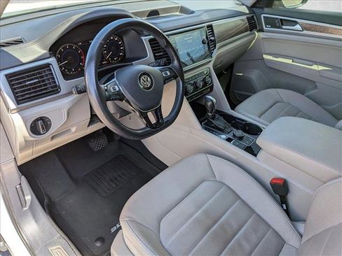 Used 2018 Volkswagen Atlas SEL Premium AWD/4WD image 13