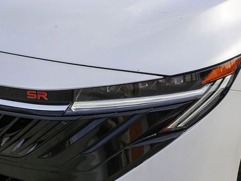 New 2026 Nissan Sentra SR w/ Floor Mat Package image 8