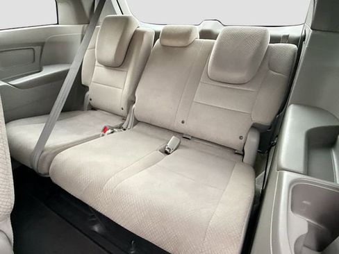 Used 2016 Honda Odyssey SE image 25