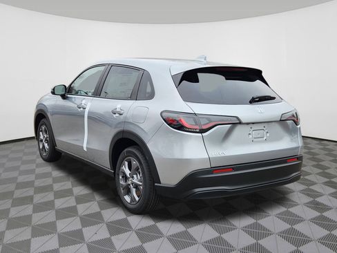 New 2026 Honda HR-V LX image 3