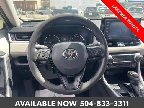 Certified 2020 Toyota RAV4 XLE FWD image 24