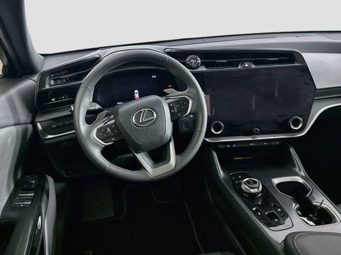 Used 2023 Lexus RZ 450e Premium w/ Technology Package AWD/4WD image 17