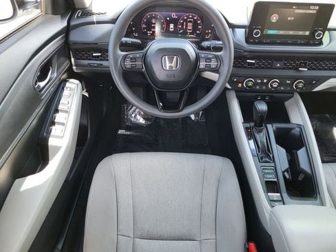 Used 2024 Honda Accord EX image 19