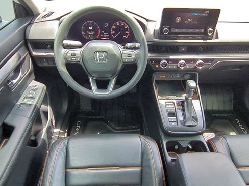 Used 2025 Honda CR-V EX image 12