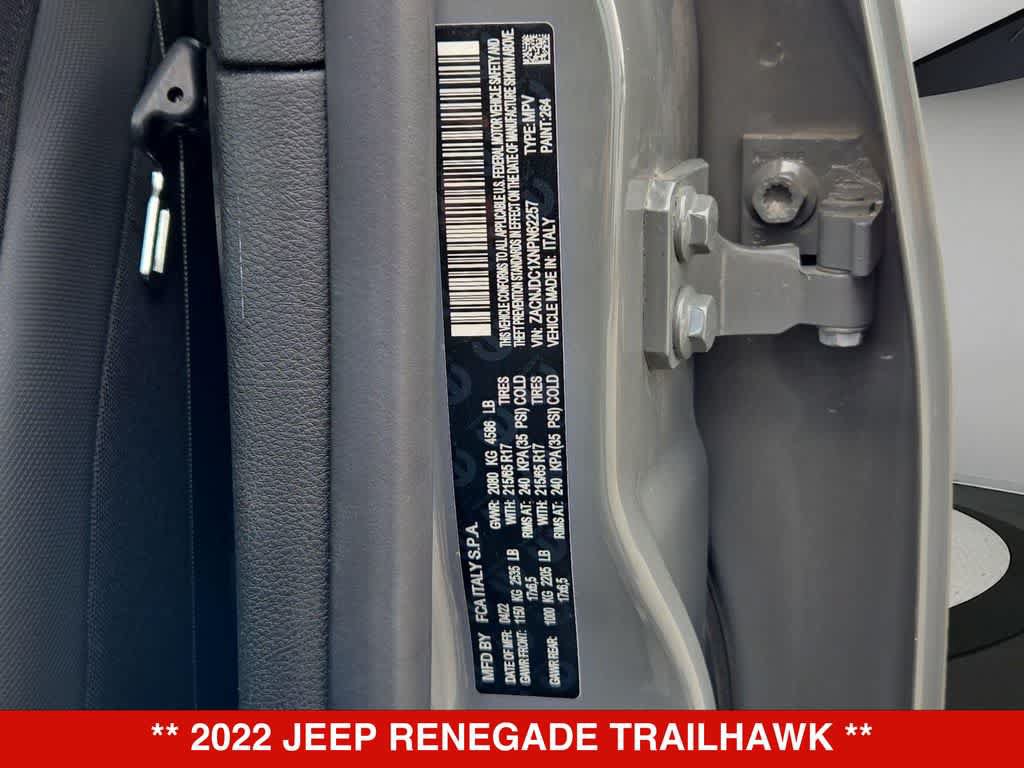 Used 2022 Jeep Renegade Trailhawk AWD/4WD image 36