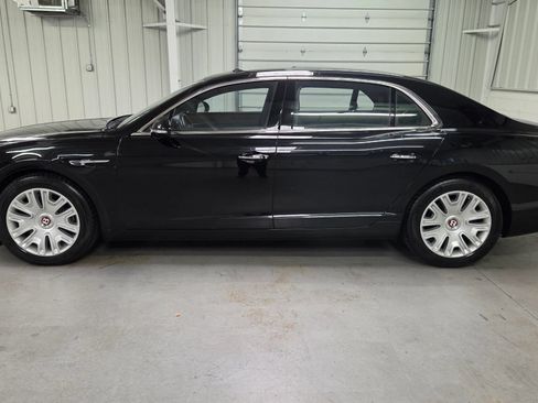 Used 2018 Bentley Flying Spur V8 AWD/4WD image 3
