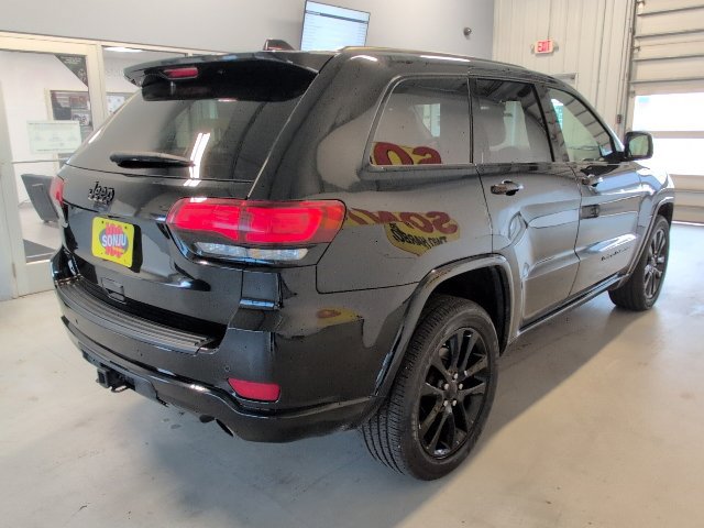 Used 2021 Jeep Grand Cherokee Laredo X AWD/4WD image 5