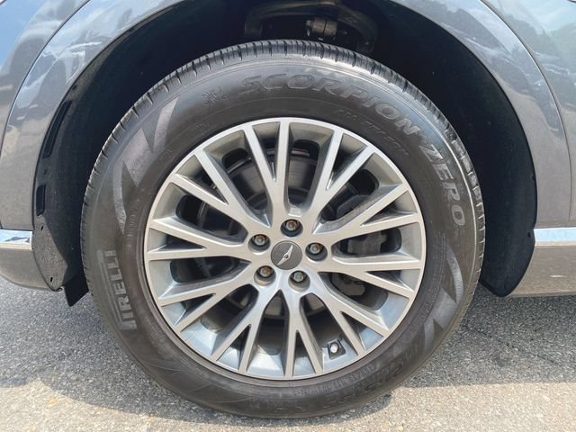 Used 2023 Genesis GV80 2.5T AWD/4WD image 32