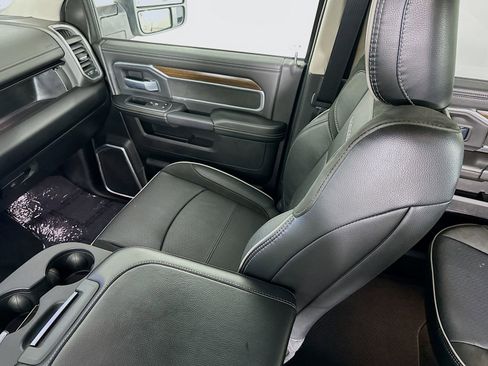 Used 2024 RAM 2500 Laramie AWD/4WD image 24