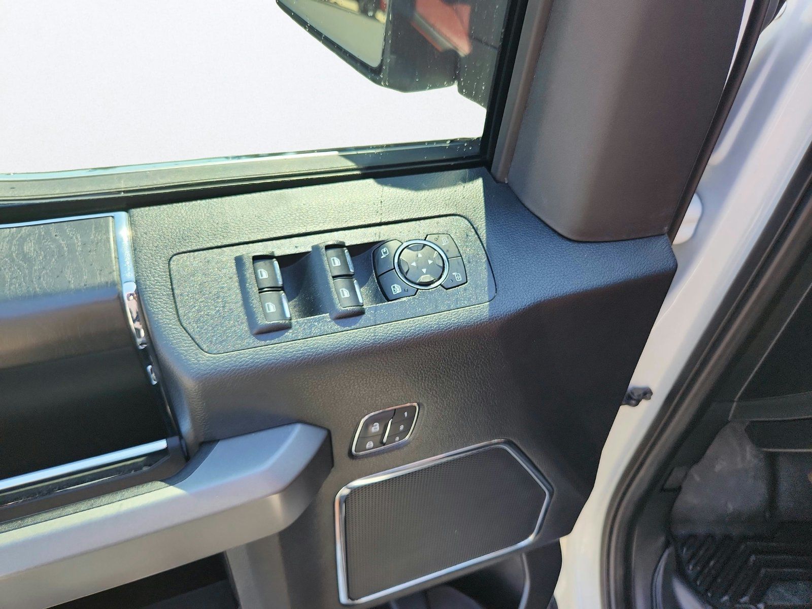 Used 2020 Ford F150 Platinum w/ Equipment Group 701A Luxury AWD/4WD image 23