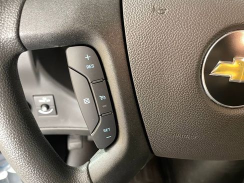 New 2025 Chevrolet Express 2500 w/ Driver Convenience Package image 17
