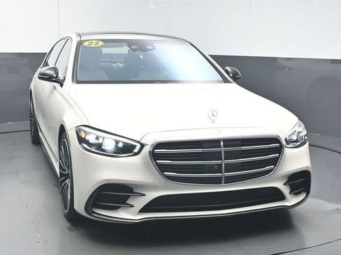 Used 2023 Mercedes-Benz S 500 4MATIC image 2