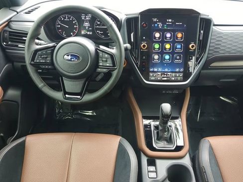 Used 2025 Subaru Forester Touring w/ Popular Package - Touring image 14