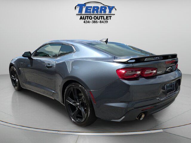 Used 2019 Chevrolet Camaro LT w/ Technology Package RWD image 6