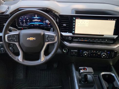Used 2024 Chevrolet Silverado 1500 LTZ w/ LTZ Premium Package AWD/4WD image 31
