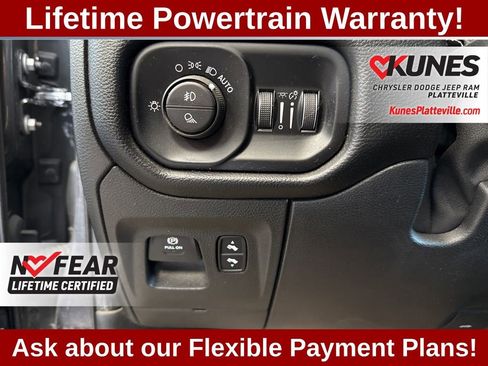 Used 2019 RAM 1500 Laramie image 20