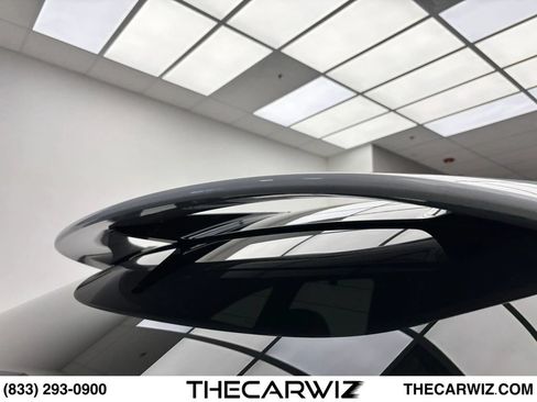 Used 2021 Aston Martin DBX AWD/4WD image 39