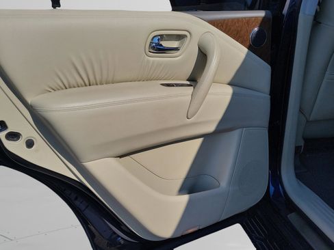 Used 2017 INFINITI QX80 2WD w/ Driver Assistance Package image 30