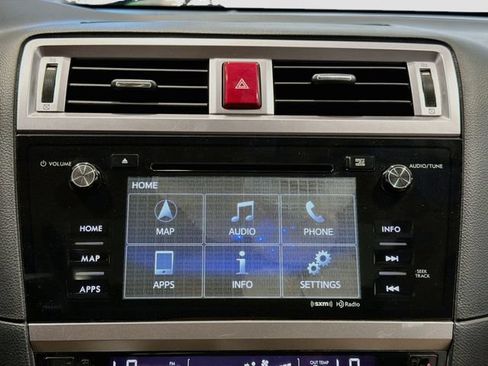 Used 2015 Subaru Legacy 2.5i Limited AWD/4WD image 12