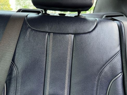 Used 2018 BMW 530i w/ Premium Package image 29