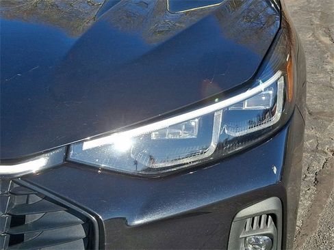 Used 2024 Ford Escape Platinum image 9