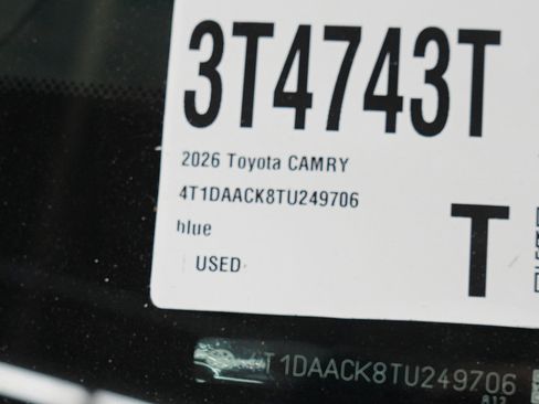 Used 2026 Toyota Camry XLE FWD image 30