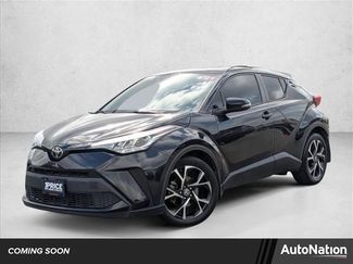 Used 2021 Toyota C-HR XLE video 1