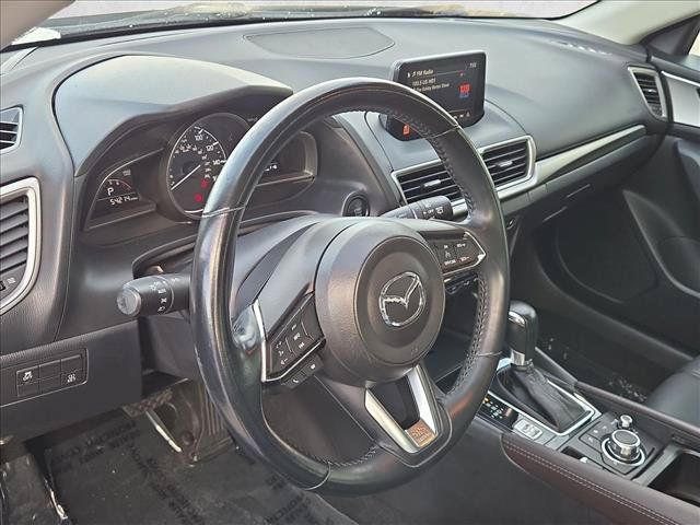 Used 2018 MAZDA MAZDA3 Touring FWD image 10