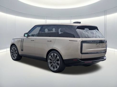 Used 2023 Land Rover Range Rover Autobiography AWD/4WD image 4