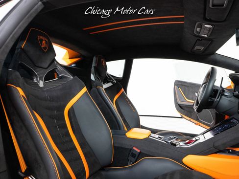 Used 2023 Lamborghini Huracan Tecnica image 41