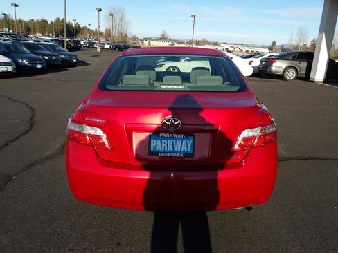 Used 2007 Toyota Camry LE FWD image 4