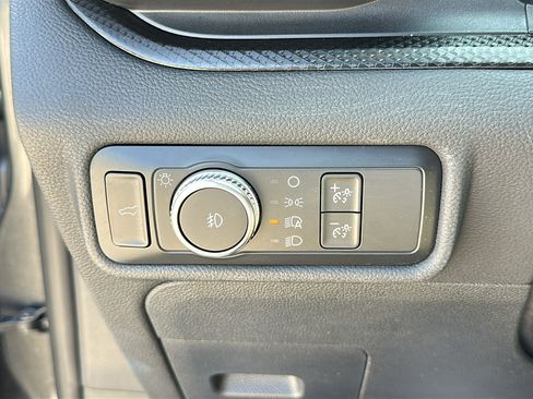 Used 2020 Ford Explorer ST w/ Premium Technology Package AWD/4WD image 15